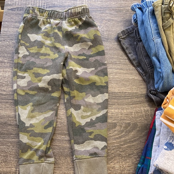 Toddler Boy Hoodie& Jeans& Pajamas& Sweatpants - Picture 9 of 16